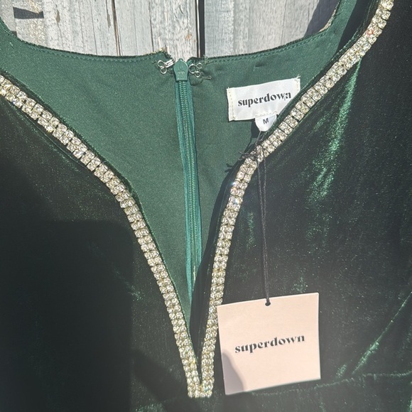 Superdown Green Velvet Mini Dress - Picture 4 of 4